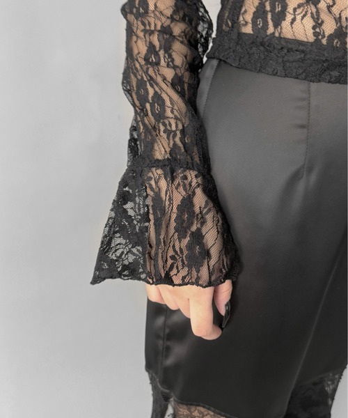 LVEU.（ラブユ.）の「【LVEU.】フラワーレースシアートップス / トップス ブラウス レース  Vネック リボン フリル クロップド ショート 長袖  ブラック ホワイト ZOZOTOWN限定（Tシャツ/カットソー・レディース・ブラック/ホワイト・FREE）」の19枚目の写真