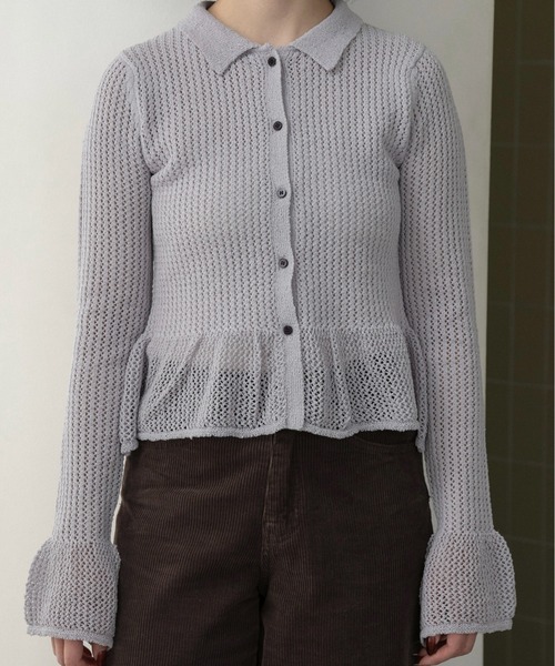 lawgy（ラウジー）の「mix flare collar accent button knit / ミックスフレアカラーアクセントボタンニット（ニット/セーター・レディース・パープル系/ベージュ系その他/ブラックミックス・FREE）」の9枚目の写真