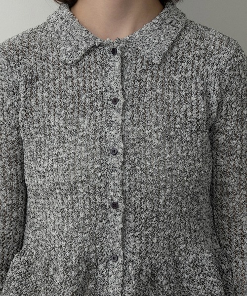 lawgy（ラウジー）の「mix flare collar accent button knit / ミックスフレアカラーアクセントボタンニット（ニット/セーター・レディース・パープル系/ベージュ系その他/ブラックミックス・FREE）」の13枚目の写真