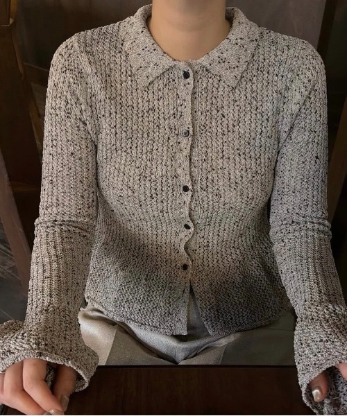 lawgy(ラウジー)の「mix flare collar accent button knit / ミックスフレアカラーアクセントボタンニット(ニット/セーター・レディース・パープル系/ベージュ系その他/ブラックミックス・FREE)」の22枚目の写真