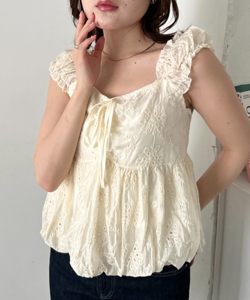 CLEA(クレア)の「ノースリーブフラワーバルーントップス(シャツ/ブラウス・レディース・ホワイト/ライトブルー/アイボリー・FREE)」の14枚目の写真