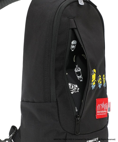 Manhattan Portage（マンハッタンポーテージ）の「Little Italy Crossbody Bag 500D CORDURA / MINIONS（ボディバッグ/ウエストポーチ・レディース・ブラック・X-SMALL）」の7枚目の写真
