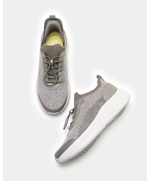 fitfit（フィットフィット）の「ハンズフリークッションソールスニーカー550（スニーカー・レディース・ホワイト/ブラック×ブラック/スモーキーグリーン系・22cm/25.5cm/25.0cm/24.5cm/24cm/23.5cm/23cm/22.5cm）」の21枚目の写真