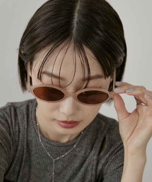 Aunt Marie's(アントマリーズ)の「オーバルサングラス(サングラス・レディース・ピンク/ブラック・FREE)」の11枚目の写真