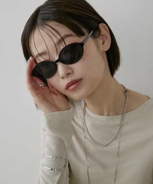 Aunt Marie's(アントマリーズ)の「オーバルサングラス(サングラス・レディース・ピンク/ブラック・FREE)」の3枚目の写真