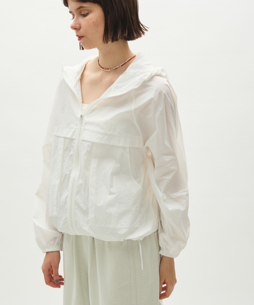 full/fill.(フルフィル)の「airy hoodie blouson / エアリーフーディーブルゾン(ブルゾン・レディース・ホワイト/ブルー・FREE)」の14枚目の写真