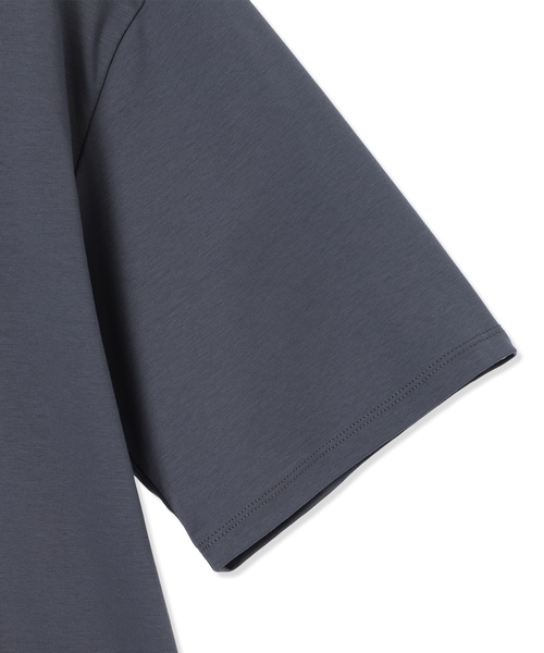 LE SOUK HOLIDAY(ルスークホリデー)の「ワッペンロゴTシャツ【接触冷感・吸水速乾】(Tシャツ/カットソー・レディース・ブラック/チャコールグレー・M/L)」の21枚目の写真