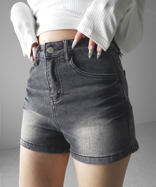 me+em select(ミームセレクト)の「【 2color /3size 】ハイウエストタイトデニムショートパンツ / high waist tight short pants(デニムパンツ・レディース・ブルー/ブラック・SMALL/MEDIUM/LARGE)」の19枚目の写真