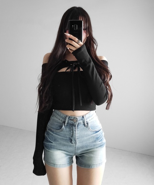 me+em select(ミームセレクト)の「【 2color /3size 】ハイウエストタイトデニムショートパンツ / high waist tight short pants(デニムパンツ・レディース・ブルー/ブラック・SMALL/MEDIUM/LARGE)」の16枚目の写真