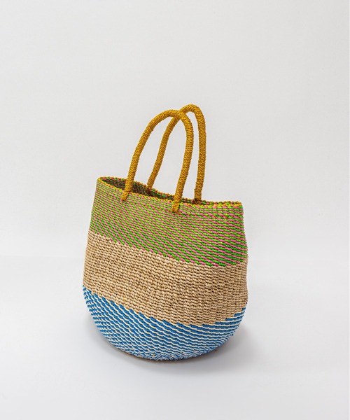 The Bagmati(ザバグマティ)の「【The Bagmati/ザバグマティ】かごバッグ マニラ麻(アバカ)×プラスチック ボーダー柄(かごバッグ・レディース・ナチュラル・FREE)」の3枚目の写真