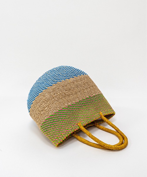 The Bagmati(ザバグマティ)の「【The Bagmati/ザバグマティ】かごバッグ マニラ麻(アバカ)×プラスチック ボーダー柄(かごバッグ・レディース・ナチュラル・FREE)」の6枚目の写真