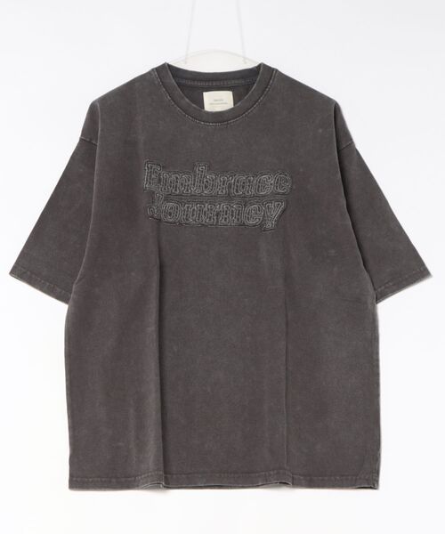 CORISCO(コリスコ)の「【CORISCO】天竺スノーウォッシュ加工 パッチロゴTEE(Tシャツ/カットソー・メンズ・ブラック/チャコールグレー・2/3)」の1枚目の写真