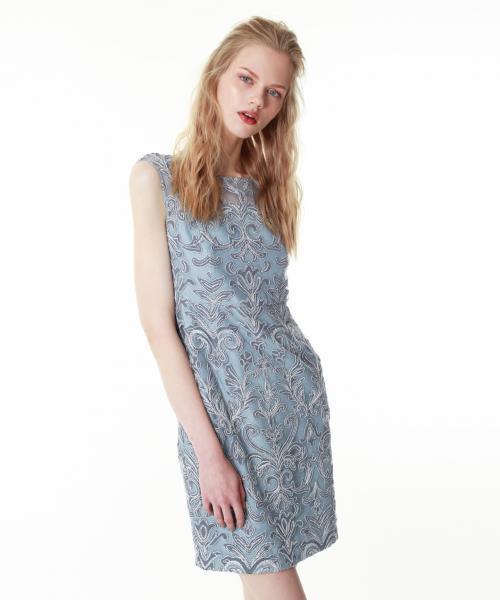 GRACE CONTINENTAL（グレースコンチネンタル）の「ラメコード刺繍ワンピース（ドレス・レディース・ブラック/ベージュ/ブルー・36/38/34）」の3枚目の写真