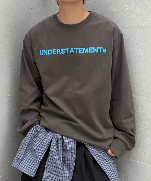 UNDERSTATEMENTs(アンダーステイトメント)の「【ユニセックス】UNDERSTATEMENTsロゴプリントロングスリーブTシャツ(Tシャツ/カットソー・メンズ・ネイビー/ブラック/ホワイト/チャコールグレー・MEDIUM/LARGE)」の3枚目の写真