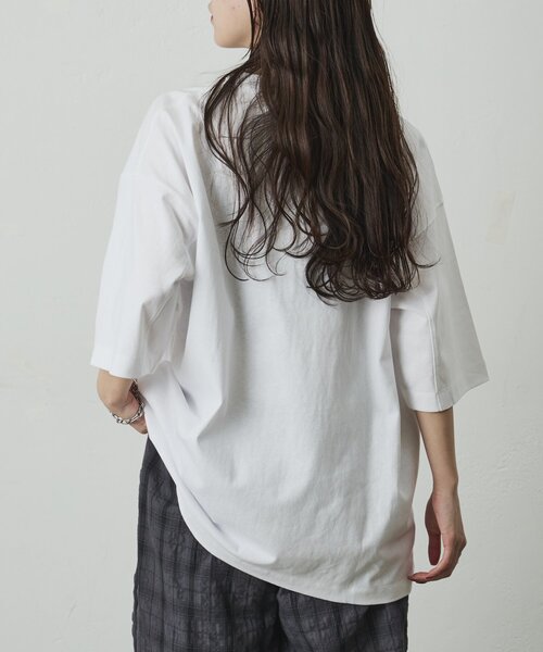 COLONY 2139(コロニートゥーワンスリーナイン)の「フロッキープリントTシャツ(Tシャツ/カットソー・メンズ・ホワイト/ブラック・LARGE/MEDIUM)」の11枚目の写真