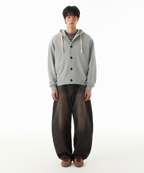 NOT ONLY FOR TODAY（ノットオンリーフォートゥデイ）の「カーブドワイドデニムパンツ [ウォッシュドブラック]（デニムパンツ・レディース・その他・MEDIUM/LARGE/X-LARGE/SMALL）」の4枚目の写真