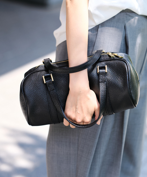 FRAMeWORK(フレームワーク)の「≪追加≫AULENTTI/オウレンティ DUFFEL SHOULDER バッグ 2(ショルダーバッグ・レディース・キャメル/ブラック・FREE)」の12枚目の写真