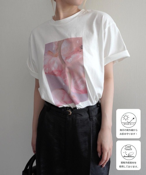 Rashik(ラシク)の「【Rashik】フラワーフォトプリントTシャツ UVカット 接触 冷感(Tシャツ/カットソー・レディース・ピンク/イエロー・FREE)」の2枚目の写真