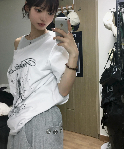 FUZZY SCAN(ファジスキャン)の「ビッグアイレットカーブバルーンパンツブラック(スウェットパンツ・レディース・ブラック・ONE SIZE/TWO)」の3枚目の写真