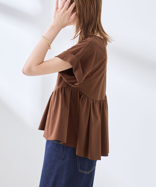 journal standard L'essage(ジャーナルスタンダードレサージュ)の「ペプラムTシャツ(Tシャツ/カットソー・レディース・ブラウン/ブラック・FREE)」の12枚目の写真