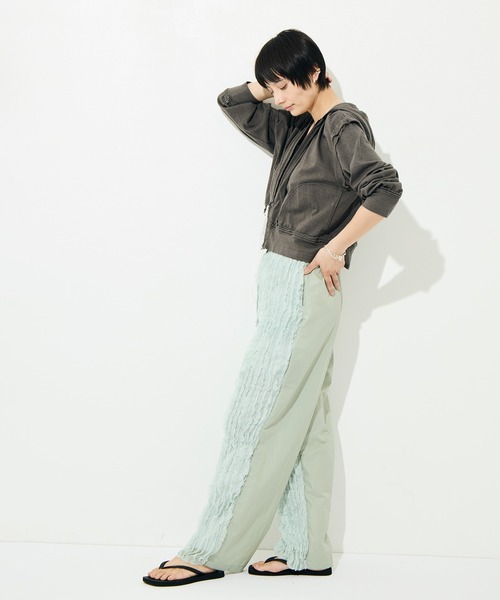 BELPER（ベルパー）の「[BELPER/ベルパー]WASHED INSIDEOUT PARKA（パーカー・レディース・ベージュ/ダークグレー・FREE）」の5枚目の写真