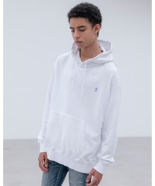 uniform experiment（ユニフォームエクスペリメント）の「LOOSE SWEAT HOODIE（パーカー・メンズ・ホワイト/ブラック/ネイビー・1/2/3/4/5）」の4枚目の写真