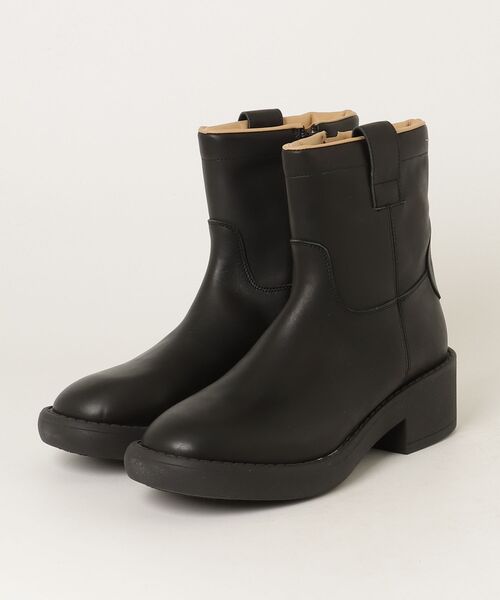 MM6 Maison Margiela(エムエムシックス メゾン マルジェラ)の「MM6 Maison Margiela(エムエムシックス メゾン マルジェラ)Kids & Junior レザーブーツ(ブーツ・キッズ・ブラック・40)」の1枚目の写真