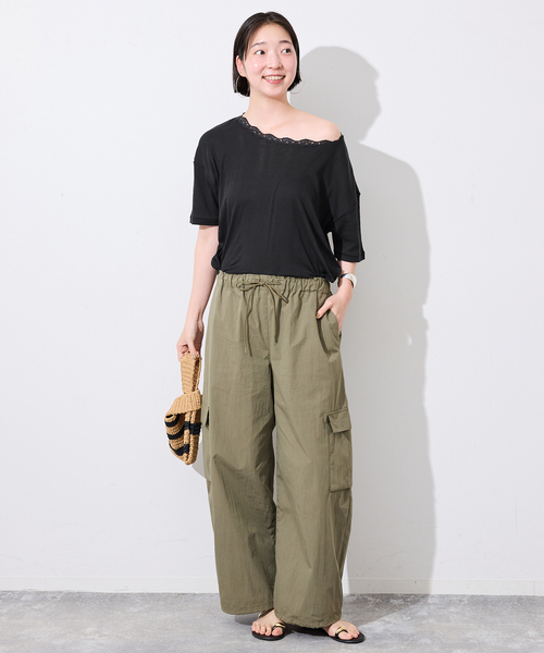 SLOBE IENA(スローブイエナ)の「miller/ミラー SLOBE別注 レースシアーTEE(Tシャツ/カットソー・レディース・ホワイト/スカイブルー/ネイビー/ブラック・FREE)」の5枚目の写真