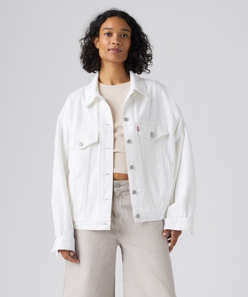Levi's（リーバイス）の「Levi's/リーバイス 90S トラッカージャケット（デニムジャケット・レディース・ホワイト・XS/S/M）」の2枚目の写真