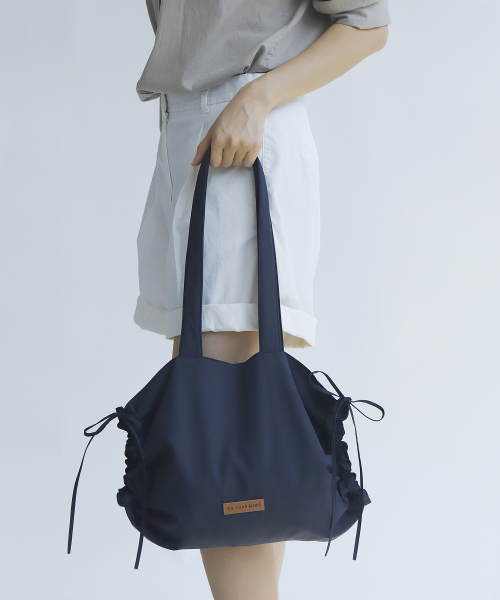SOCHARMING(ソーチャーミング)の「Russling Eco Bag - Black(エコバッグ/サブバッグ・レディース・その他・FREE)」の2枚目の写真
