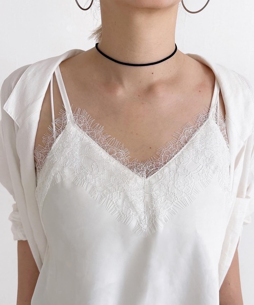 ISOOK(アイスー)の「レースデザインキャミソール(comochi select) / チュニック タンクトップ レースキャミ レイヤード インナー マットサテン(キャミソール・レディース・ブラック/ホワイト・FREE)」の7枚目の写真
