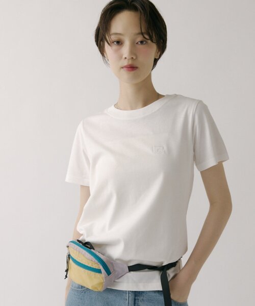 COLONY 2139(コロニートゥーワンスリーナイン)の「【MOTION】汗じみ防止刺繍コンパクトTシャツ(Tシャツ/カットソー・レディース・ホワイト/ブラック・FREE)」の8枚目の写真