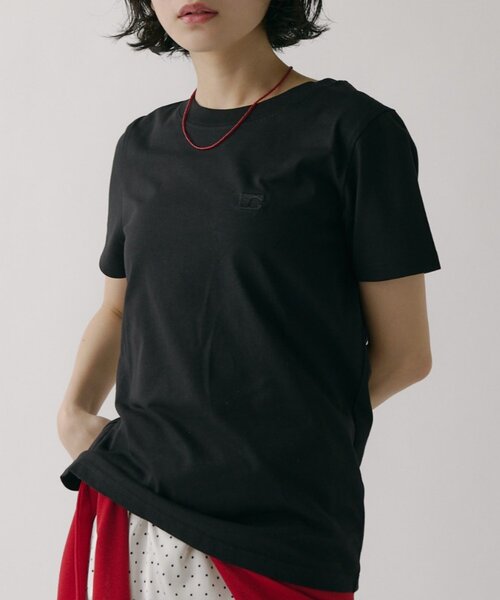 COLONY 2139(コロニートゥーワンスリーナイン)の「【MOTION】汗じみ防止刺繍コンパクトTシャツ(Tシャツ/カットソー・レディース・ホワイト/ブラック・FREE)」の12枚目の写真