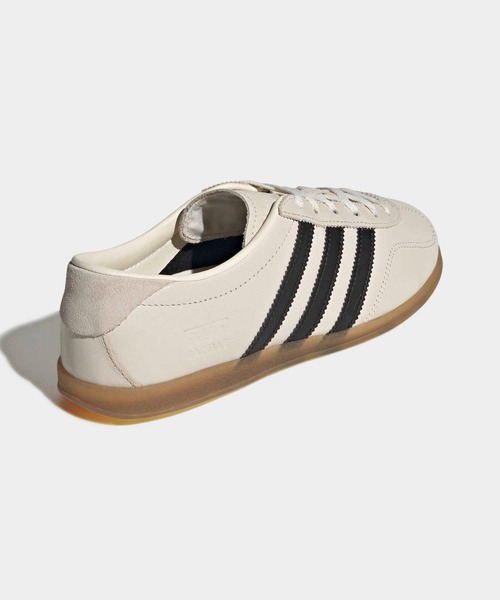 adidas(アディダス)の「ガゼル ロープロファイル / GAZELLE LO PRO / アディダスオリジナルス adidas Originals(スニーカー・レディース・ホワイト・22.0cm/22.5cm/23.0cm/23.5cm/24.0cm/24.5cm/25.0cm/25.5cm/26.0cm/26.5cm/27.0cm/27.5cm/28.0cm/28.5cm/29.0cm)」の5枚目の写真