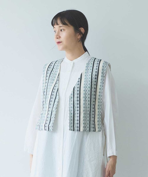 yuni(ユニ )の「刺子ジャカード 2way vest(ベスト・レディース・ブルー・FREE)」の1枚目の写真
