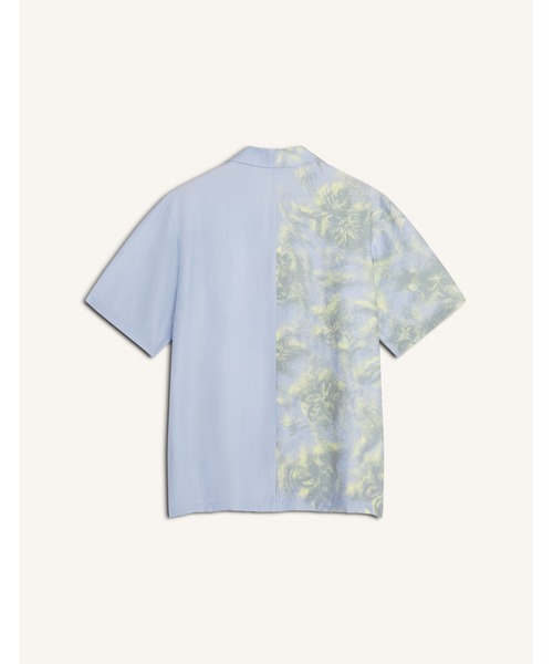Maison Kitsune(メゾンキツネ)の「HALF PRINTED RESORT SHIRT(シャツ/ブラウス・メンズ・ライトブルー・M/S)」の2枚目の写真