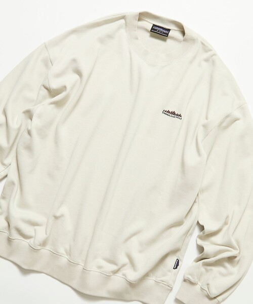 THOUSAND MILE(サウザンドマイル)の「THOUSAND MILE/サウザンドマイル 限定展開 THOUSAND MILE×FREAK'S STORE / サウザンドマイル 別注 クルーネック プルオーバー スウェット(スウェット・メンズ・ベージュ/チャコールグレー/ネイビー/アッシュグレー・SMALL/LARGE/MEDIUM)」の3枚目の写真