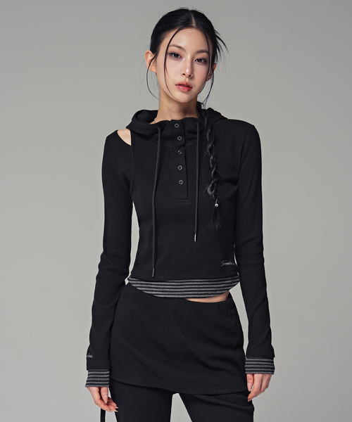 AVANDRESS(アバンドレス )の「LUNA フーディ BLACK(パーカー・レディース・ブラック・SMALL/MEDIUM)」の1枚目の写真