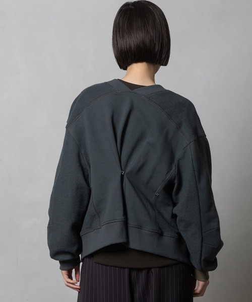 MARECHAL TERRE(マルシャルテル)の「2Way スウェットプルオーバー(スウェット・レディース・グリーン/ブラック/パープル/グレー/ブルー・MEDIUM)」の19枚目の写真