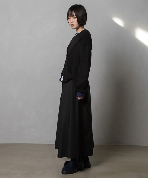 MARECHAL TERRE(マルシャルテル)の「2Way スウェットプルオーバー(スウェット・レディース・グリーン/ブラック/パープル/グレー/ブルー・MEDIUM)」の8枚目の写真