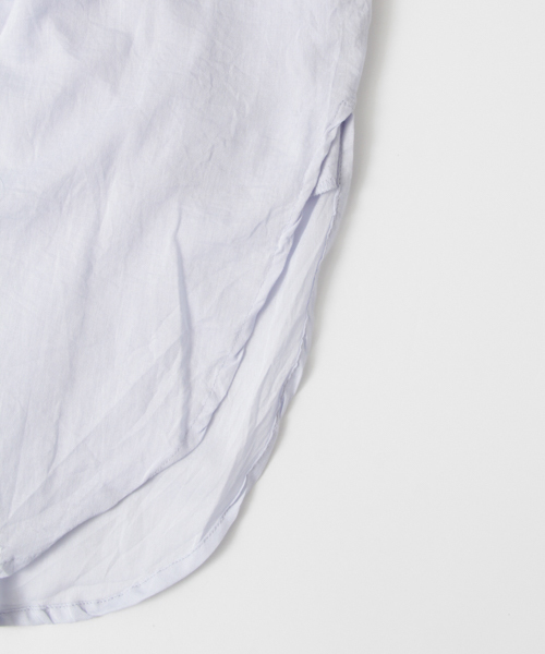 URBAN RESEARCH（アーバンリサーチ）の「UR ローンギャザーチュニック（ワンピース・レディース・ライトブルー/オフホワイト/スミクロ・FREE）」の9枚目の写真