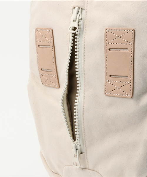 F/CE. (エフシーイー)の「No.3 CANVAS TRAVEL BACK PACK / ナンバースリー キャンバス トラベル バックパック(バックパック/リュック・レディース・アイボリー/ブラック・FREE)」の13枚目の写真