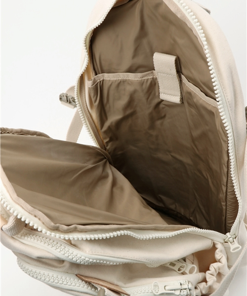 F/CE. (エフシーイー)の「No.3 CANVAS TRAVEL BACK PACK / ナンバースリー キャンバス トラベル バックパック(バックパック/リュック・レディース・アイボリー/ブラック・FREE)」の5枚目の写真