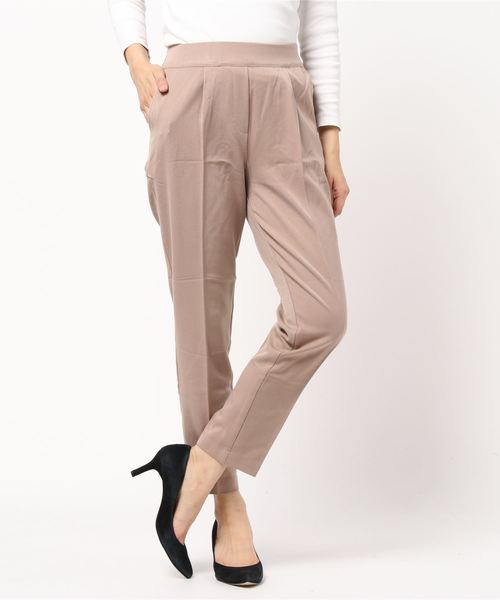 Pierrot（ピエロ）の「360°美脚見えストレートテーパードパンツ センタープレス（その他パンツ・レディース・ベージュ系その他/ライトカーキ/ピンクベージュ/ベージュ/ネイビー/ストライプ/ホワイト系その他/ブラウン/チャコール/ブラック/ブラウン系その他/ピンク系その他/サンドベージュ/グレー/ブルー/ホワイト/モカ/グリーン/ブルー系その他/イエロー/スモークピンク/ラベンダー/ブルーグリーン/パープル系その他/ブラック系その他/キャメル/ブラウン系その他2/ベージュ系その他2/グリーン系その他/グレイッシュベージュ/テラコッタ/イエロー系その他/ブルー系その他2/ミント/ベージュ系その他3/ピンク/ブルーパープル/インディゴブルー・L/S/M/LL/XS/SS）」の18枚目の写真