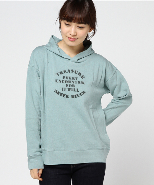 CUBE SUGAR（キューブシュガー）の「空紡糸裏毛プルオーバーパーカー（パーカー・レディース・トップグレー/サックスブルー/マルチ/ネイビー/ホワイト/レッド・M）」の4枚目の写真