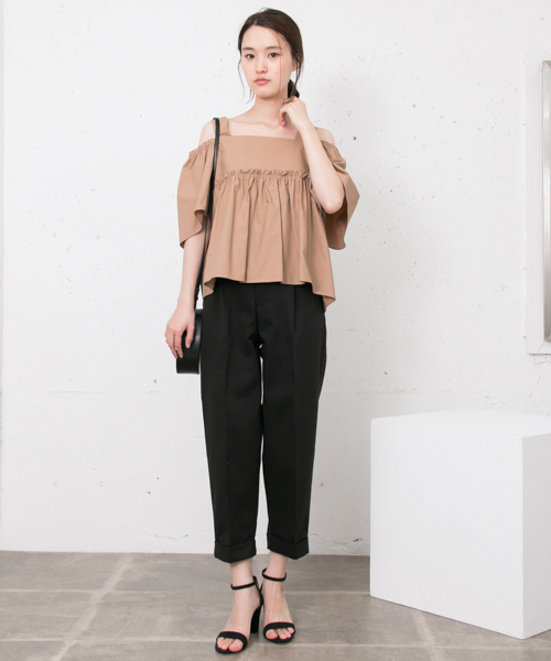 Dickies（ディッキーズ）の「UR DICKIES 別注TCタックテーパードパンツ（その他パンツ・レディース・ブラック/ベージュ/グレー・SMALL/MEDIUM）」の12枚目の写真