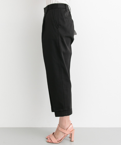 Dickies（ディッキーズ）の「UR DICKIES 別注TCタックテーパードパンツ（その他パンツ・レディース・ブラック/ベージュ/グレー・SMALL/MEDIUM）」の16枚目の写真