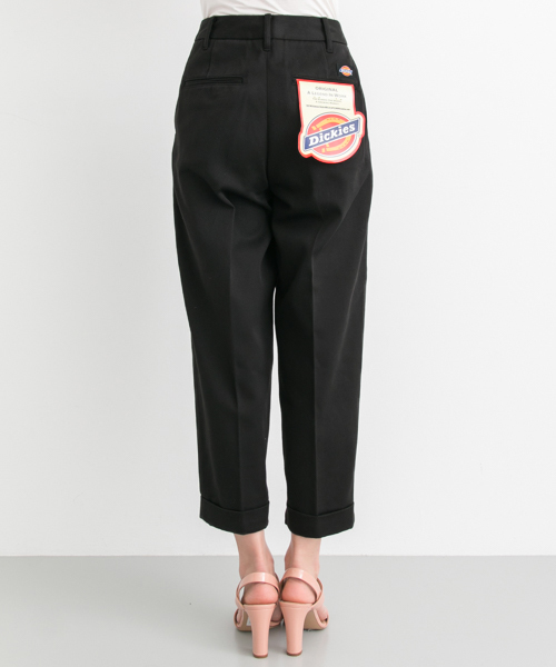 Dickies（ディッキーズ）の「UR DICKIES 別注TCタックテーパードパンツ（その他パンツ・レディース・ブラック/ベージュ/グレー・SMALL/MEDIUM）」の17枚目の写真