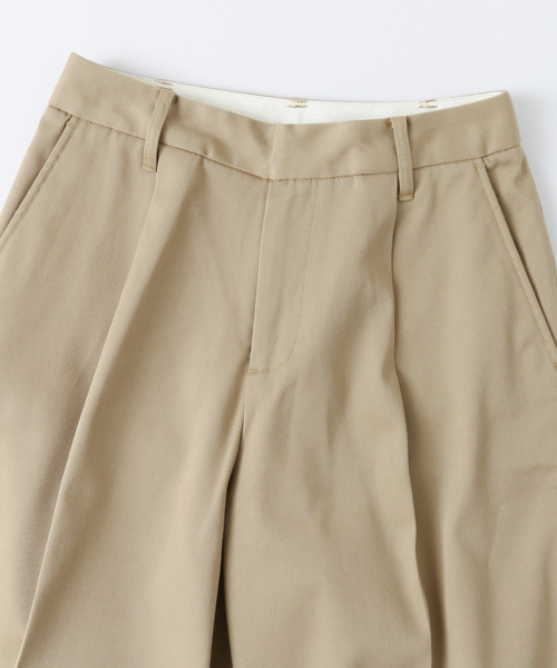 Dickies（ディッキーズ）の「UR DICKIES 別注TCタックテーパードパンツ（その他パンツ・レディース・ブラック/ベージュ/グレー・SMALL/MEDIUM）」の18枚目の写真