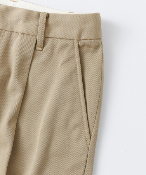 Dickies（ディッキーズ）の「UR DICKIES 別注TCタックテーパードパンツ（その他パンツ・レディース・ブラック/ベージュ/グレー・SMALL/MEDIUM）」の5枚目の写真